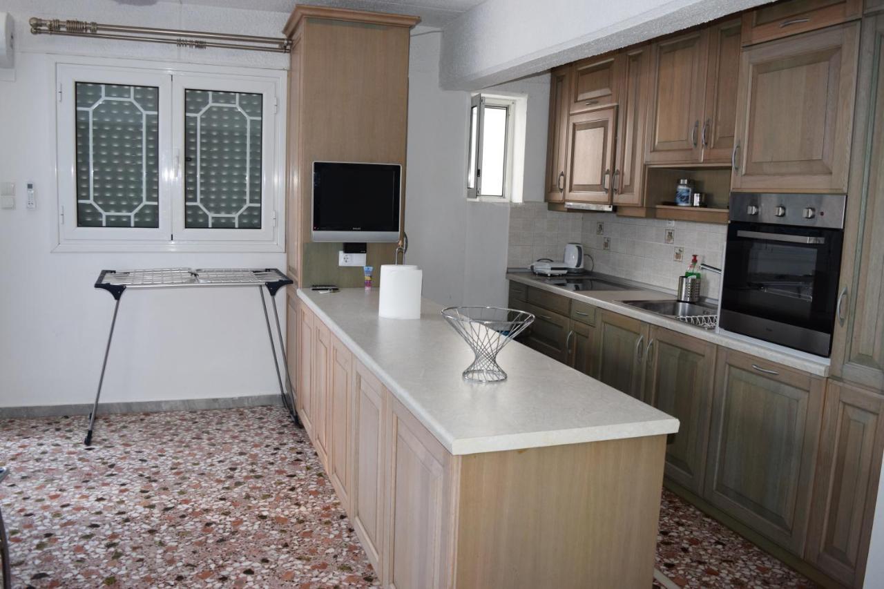 Venetsanou Ketsea 77 Apartment Kalamata Exterior photo