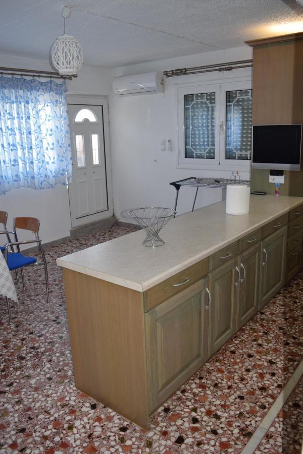 Venetsanou Ketsea 77 Apartment Kalamata Exterior photo